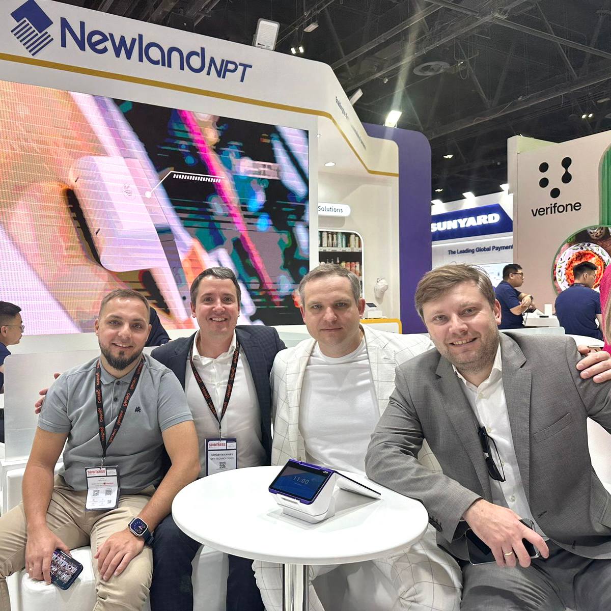 Команда АТМ АЛЬЯНС посетила выставку Seamless Middle East в Дубае 